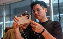 Camera iPhone chụp ảnh tệ hơn sau vài năm?