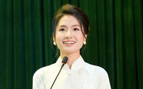 Hoa hậu Nguyễn Thanh Hà nhận bằng khen vì những đóng góp cho cộng đồng