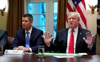 Ông Trump có thêm động thái về chính sách nhập cư, giao thông