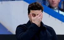 Vợ Thiago Silva và CĐV Chelsea đòi sa thải HLV Mauricio Pochettino