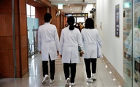 Hàng ngàn sinh viên y Hàn Quốc đòi nghỉ học tập thể