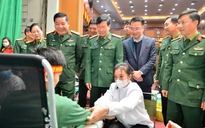Trung tướng Nguyễn Văn Gấu: 'Đoàn viên trong quân đội luôn hăng hái hiến máu tình nguyện'