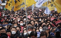 Giáo sư y khoa đòi từ chức, y tế Hàn Quốc rơi vào đợt khủng hoảng mới