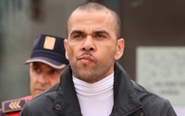 Dani Alves được tại ngoại sau khi nộp gần 27 tỉ đồng tiền bảo lãnh