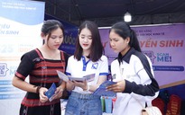Tư vấn mùa thi: Hơn 2.000 học sinh Quảng Nam thích thú xếp hàng trải nghiệm