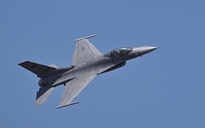 Bộ trưởng Không quân Mỹ sắp lên máy bay F-16 do AI điều khiển