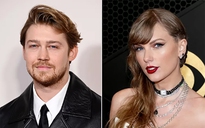 Diễn viên Joe Alwyn làm gì sau khi chia tay Taylor Swift?