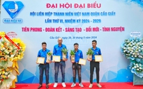 Trao tặng Huy hiệu Tuổi trẻ dũng cảm cho 4 thanh niên trong vụ cháy nhà trọ