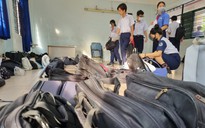 Thí sinh bị đình chỉ thi lớp 10 do mang điện thoại