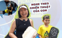 Hai mẹ con trên sân đấu Pickleball Thanh Niên: 'Tôi nghe theo chiến thuật của con'