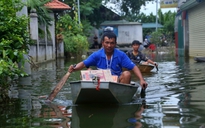 Vùng 'rốn lũ' Hà Nội chìm trong biển nước