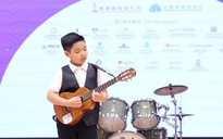 Học theo YouTube, cậu bé gốc Việt giành giải nhất ukulele cuộc thi quốc tế