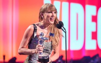 Bất chấp đe dọa của ông Trump, Taylor Swift mang về 400.000 lượt ủng hộ bà Harris