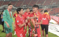 Thiếu Xuân Son, cuộc chạy đua danh hiệu ở V-League vẫn còn nguyên tính gay cấn
