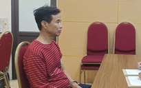 Bị khởi tố vì 2 lần đốt rác trên sân thượng