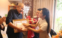 Đạo diễn Bùi Thạc Chuyên được UBND TP.HCM tặng bằng khen 