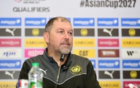 HLV Lào buồn ngẩn ngơ vì thua ngược, HLV Cklamovski đưa Malaysia lên tận mây xanh