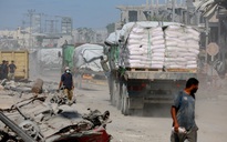 Israel giới hạn viện trợ vào Gaza, ông Trump nói Hamas phải giải giáp