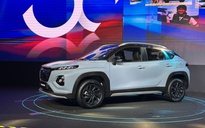 Suzuki Fronx có nhiều trang bị hấp dẫn, giá từ 520 triệu đồng