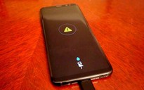 Cách loại bỏ nước khỏi cổng sạc điện thoại an toàn và nhanh nhất