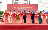 30 nữ họa sĩ hội tụ tại triển lãm tranh ‘Về miền đất đỏ’ ở Gia Lai