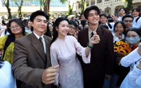 Diễn viên 'Mưa đỏ', á hậu cùng học sinh trường chuyên chống lừa đảo trực tuyến