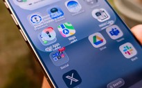 iOS 26.1 giúp giao diện Liquid Glass dễ đọc hơn