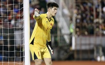 Vị trí nhạy cảm nhất đội tuyển Việt Nam: Thời của thủ môn cao 1,91 m đã đến?