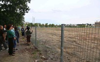 Người dân tham quan khu tái định cư dự án quảng trường, công viên phía đông Hồ