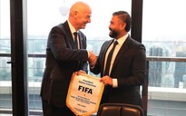 Nhiếp chính vương Malaysia đăng ảnh chụp cùng Chủ tịch FIFA, hé lộ FAM nhập tịch thêm… 27 cầu thủ