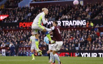 Man City bại trận vì 'quái vật' Haaland mất tích, Arsenal bứt tốc bỏ xa Liverpool 