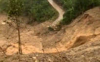 Quảng Ngãi: Nổ lớn trong đêm gây sạt lở dài 3 km, 5 thôn bị cô lập