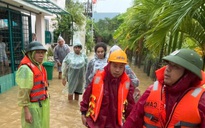 Người nước ngoài viết thư tay cảm ơn công an Đà Nẵng giải cứu khỏi rốn lũ