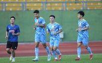 Đội tuyển Việt Nam: 3 tân binh tập riêng, Bùi Tiến Dũng vắng mặt ít ngày vì…