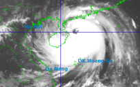 Bão số 11 mạnh lên cấp 13, đêm nay gió mạnh từ Quảng Ninh - Hưng Yên