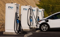 Ông Trump quay lưng với xe điện, một dự án bất ngờ 'sống sót'