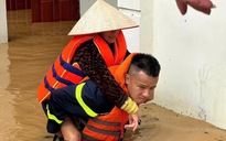 Ngập lụt ở Thái Nguyên: 9 công an bị thương khi giúp dân