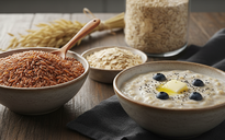 Mỡ máu cao: Chọn gạo lứt hay yến mạch tốt hơn?