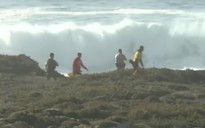 Người cha thiệt mạng khi lao theo cứu con gái bị sóng lớn cuốn ra biển