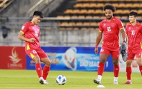 Xuân Son rạng rỡ làm quen sân khách, sẵn sàng cùng đội tuyển Việt Nam xé lưới Lào