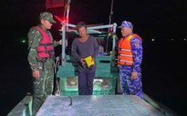 Bắt giữ 2 tàu cá vận chuyển trái phép thiết bị giám sát hành trình