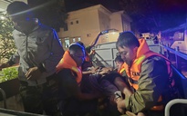 Mưa lũ Gia Lai: Công an xã Ia Pa cứu hộ kịp thời 2 người dân