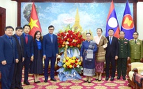 Bí thư thứ nhất T.Ư Đoàn thăm, chúc mừng Đại sứ quán Lào