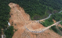 Khánh Hòa công bố tình huống khẩn cấp về thiên tai, nhiều tuyến giao thông tê liệt