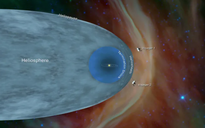 Ở rìa hệ mặt trời, bộ đôi phi thuyền Voyager phát hiện 'một bức tường lửa'