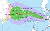 Dự báo 2 kịch bản về bão số 15: Ảnh hưởng 4 tỉnh hoặc tan trên Biển Đông