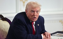 Bộ trưởng Chiến tranh Mỹ lên tàu sân bay, Tổng thống Trump ra tuyên bố mới