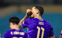 HLV Harry Kewell và Đỗ Hoàng Hên khen nhau tấm tắc sau chiến thắng tưng bừng của Hà Nội