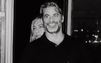 Jennifer Aniston công khai bạn trai kém tuổi, phản ứng của chồng cũ gây chú ý