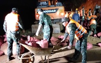 Hàng trăm người trắng đêm cứu hồ Cay An trước nguy cơ vỡ đập